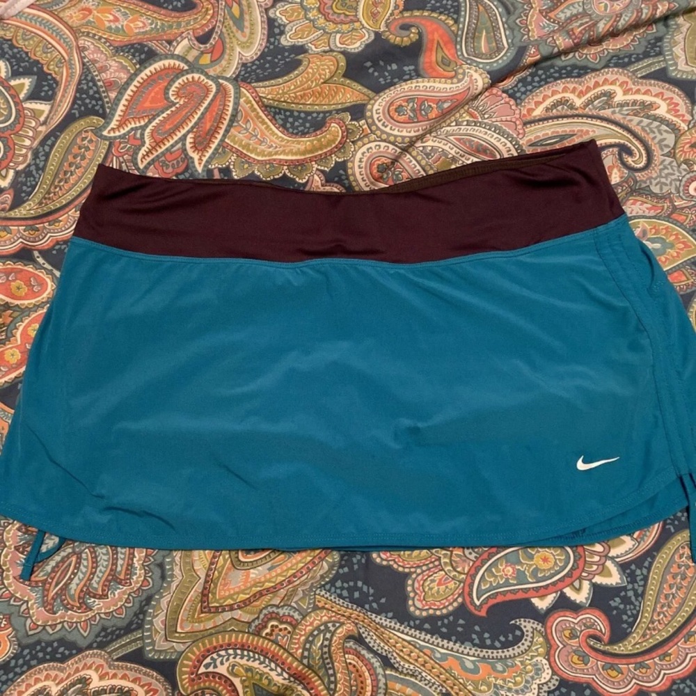 Nike Dri Fit Skort teal L